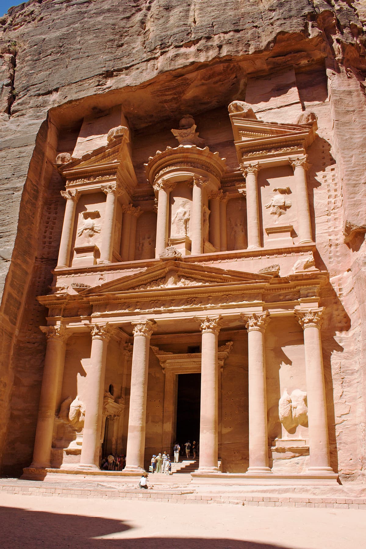 المطار → البتراء